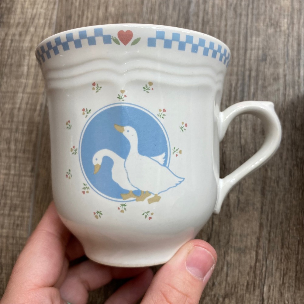Stoneware Moonlight Thailand Geese Heart Mugs Set of 2 Blue White Checkered - Picture 4 of 9